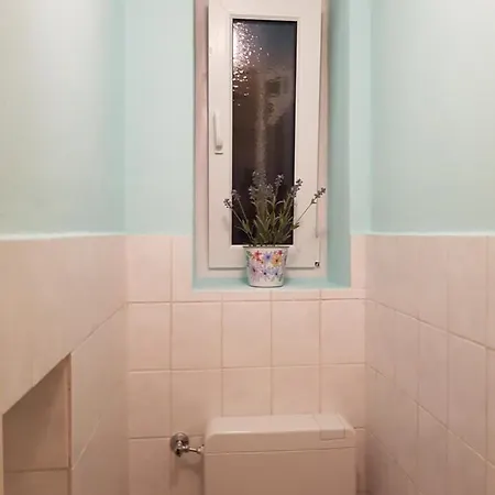 Budget Apartment